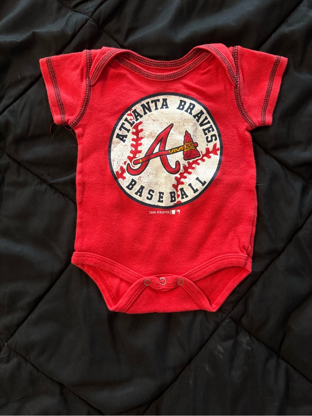 Atlanta Braves Red Baby Onesie - MLB Logo
